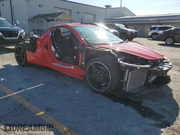 ✅ 2022 Chevrolet Corvette 2LT • VIN: 1G1YB2D44N5120134 • Lot: 71070535. Wystawiony na Copart z przebiegiem 20 771 mil. Bezpłatny archiwum sprzedaży aukcyjnych z USA i szczegółowy raport historii pojazdu na DreamBid. Zdjęcie 4.