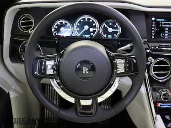 ✅ 2020 Rolls-Royce Cullinan • VIN: SLATV4C0XLU201XXX • Lot: 58541115. Listed on Copart with 48,797 mi. Free auction sales archive from the USA and detailed vehicle history report at DreamBid. Image 8.