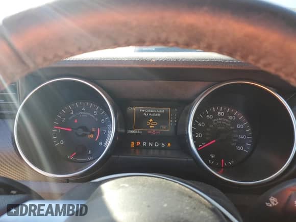 2022 Ford Mustang EcoBoost с VIN 1FA6P8TH5N5136355, выставлен на аукционе Copart как лот 87034355 с пробегом 39 968 миль миль и Списание • Salvage title. История ставок и продаж доступна на DreamBid. Изображение 9.