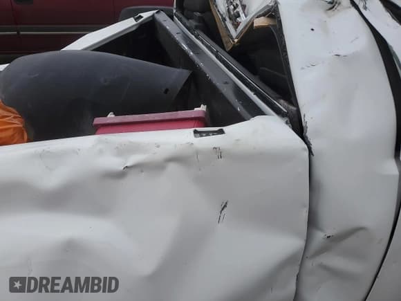 ✅ 2013 Chevrolet Silverado 1500 • VIN: 1GCNKSEA3DZ151591 • Lot: 61342625. Wystawiony na Copart z przebiegiem Nie podano. Bezpłatny archiwum sprzedaży aukcyjnych z USA i szczegółowy raport historii pojazdu na DreamBid. Zdjęcie 10.