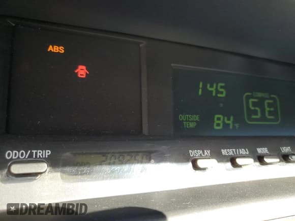 ✅ 2003 Toyota Avalon XLS • VIN: 4T1BF28B83U334620 • Lot: 84571765. Wystawiony na Copart z przebiegiem 209 250 mil. Bezpłatny archiwum sprzedaży aukcyjnych z USA i szczegółowy raport historii pojazdu na DreamBid. Zdjęcie 9.