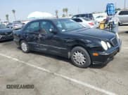 ✅ 2002 Mercedes-Benz E 320 • VIN: WDBJF82JX2X064384 • Lot: 53058325. Wystawiony na Copart z przebiegiem 188 440 mil. Bezpłatny archiwum sprzedaży aukcyjnych z USA i szczegółowy raport historii pojazdu na DreamBid. Zdjęcie 4.