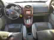 2005 Saturn VUE z VIN 5GZCZ53495S860942, wystawiony jako Copart lot #83226544 z przebiegiem 194 262 mil mil oraz Szkoda całkowita • Salvage title. Historia ofert i sprzedaży dostępna na DreamBid. Obrazek 8.