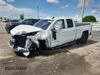 2018 Chevrolet Silverado 1500 LT z VIN 1GCRCREC4JZ145321, wystawiony jako Copart lot #70557635 z przebiegiem 50 501 mil mil oraz Szkoda całkowita • Salvage title. Historia ofert i sprzedaży dostępna na DreamBid. Obrazek 1.