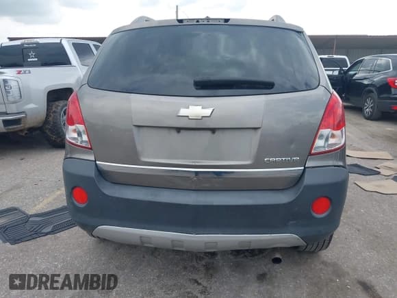 ✅ 2012 Chevrolet Captiva Sport LS • VIN: 3GNAL2EK4CS558245 • Lot: 42780252. Wystawiony na IAAI z przebiegiem 233 510 mil. Bezpłatny archiwum sprzedaży aukcyjnych z USA i szczegółowy raport historii pojazdu na DreamBid. Zdjęcie 16.