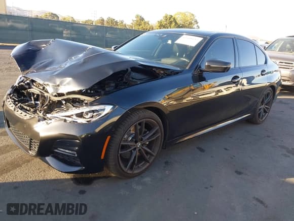 ✅ 2021 BMW 3 Series 330i • VIN: WBA5R1C06MFL37589 • Lot: 43518432. Listed on IAAI with 37,864 mi. Free auction sales archive from the USA and detailed vehicle history report at DreamBid. Image 17.