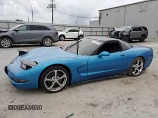 ✅ 1998 Chevrolet Corvette • VIN: 1G1YY22G3W5103712 • Lot: 73005334. Wystawiony na Copart z przebiegiem 128 168 mil mil. Skorzystaj z bezpłatnego archiwum sprzedaży aukcyjnych z USA i zobacz szczegółowy raport historii pojazdu na DreamBid. Zdjęcie 1.