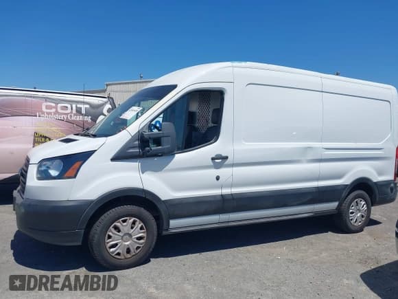 ✅ 2019 Ford Transit • VIN: 1FTBW2CM3KKA38721 • Lot: 42891920. Listed on IAAI with 111,821 mi. Free auction sales archive from the USA and detailed vehicle history report at DreamBid. Image 15.