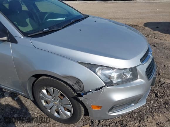 ✅ 2016 Chevrolet Cruze LS • VIN: 1G1PB5SHXG7161328 • Lot: 43208427. Listed on IAAI with 146,591 mi. Free auction sales archive from the USA and detailed vehicle history report at DreamBid. Image 6.