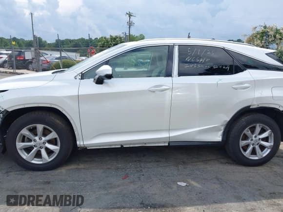 ✅ 2017 Lexus RX 350 • VIN: 2T2BZMCA3HC123976 • Лот: 42629460. Опубликован ранее на IAAI с пробегом 63 538 миль. Бесплатный доступ к архиву аукционных продаж из США и подробный отчёт об истории автомобиля на DreamBid. Изображение 21.