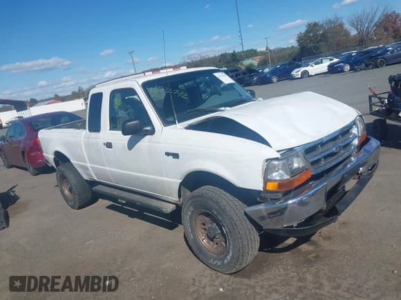 ✅ 2000 Ford Ranger XLT • VIN: 1FTYR14X1YPB55794 • Лот: 43432792. Опубликован ранее на IAAI с пробегом 208 459 миль. Бесплатный доступ к архиву аукционных продаж из США и подробный отчёт об истории автомобиля на DreamBid. Изображение 1.