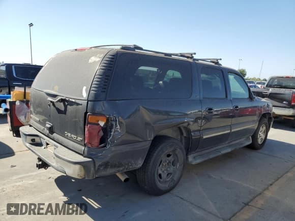✅ 2005 Chevrolet Suburban Z71 • VIN: 3GNFK16Z35G260337 • Лот: 69217274. Опубликован ранее на Copart с пробегом 331 546 миль. Бесплатный доступ к архиву аукционных продаж из США и подробный отчёт об истории автомобиля на DreamBid. Изображение 3.