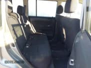 ✅ 2006 Scion xB • VIN: JTLKT324464039570 • Лот: 41506716. Опубликован ранее на IAAI с пробегом 176 220 миль. Бесплатный доступ к архиву аукционных продаж из США и подробный отчёт об истории автомобиля на DreamBid. Изображение 8.