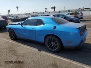 ✅ 2019 Dodge Challenger SXT • VIN: 2C3CDZAG9KH525630 • Lot: 62323744. Wystawiony na Copart z przebiegiem Nie podano. Bezpłatny archiwum sprzedaży aukcyjnych z USA i szczegółowy raport historii pojazdu na DreamBid. Zdjęcie 2.