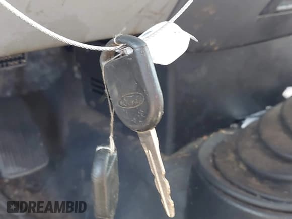 ✅ 2005 Ford F-150 STX • VIN: 1FTRX14W65FA23908 • Лот: 43259726. Опубликован ранее на IAAI с пробегом 166 878 миль. Бесплатный доступ к архиву аукционных продаж из США и подробный отчёт об истории автомобиля на DreamBid. Изображение 11.