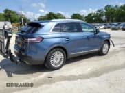 ✅ 2019 Lincoln Nautilus Standard • VIN: 2LMPJ6J95KBL35137 • Lot: 50643955. Listed on Copart with 68,699 mi. Free auction sales archive from the USA and detailed vehicle history report at DreamBid. Image 3.