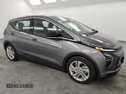 ✅ 2023 Chevrolet Bolt EV 1LT • VIN: 1G1FW6S08P4195835 • Lot: 41887435. Wystawiony na Copart z przebiegiem 24 701 mil. Bezpłatny archiwum sprzedaży aukcyjnych z USA i szczegółowy raport historii pojazdu na DreamBid. Zdjęcie 4.