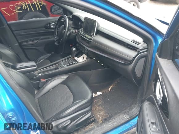 ✅ 2022 Jeep Compass Latitude • VIN: 3C4NJCBB9NT172153 • Lot: 41918327. Listed on IAAI with 95,504 mi. Free auction sales archive from the USA and detailed vehicle history report at DreamBid. Image 5.