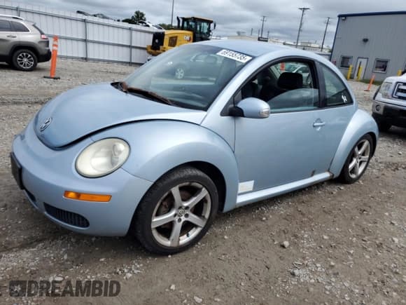 ✅ 2009 Volkswagen Beetle S • VIN: 3VWPW31C49M503030 • Lot: 69155735. Listed on Copart with 196,862 mi. Free auction sales archive from the USA and detailed vehicle history report at DreamBid. Image 1.