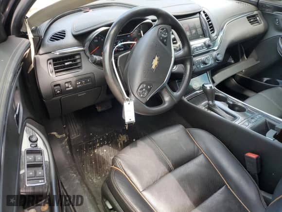 2018 Chevrolet Impala Premier z VIN 2G1125S33J9131555, wystawiony jako Copart lot #55965895 z przebiegiem 101 789 mil mil oraz Szkoda całkowita • Salvage title. Historia ofert i sprzedaży dostępna na DreamBid. Obrazek 8.