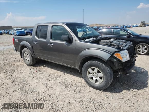 ✅ 2008 Nissan Frontier LE • VIN: 1N6AD07W48C450969 • Lot: 70727915. Wystawiony na Copart z przebiegiem Nie podano. Bezpłatny archiwum sprzedaży aukcyjnych z USA i szczegółowy raport historii pojazdu na DreamBid. Zdjęcie 4.
