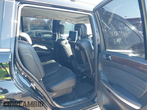 ✅ 2010 Mercedes-Benz GL 450 • VIN: 4JGBF7BE9AA578906 • Lot: 43765540. Listed on IAAI with 108,936 mi. Free auction sales archive from the USA and detailed vehicle history report at DreamBid. Image 8.