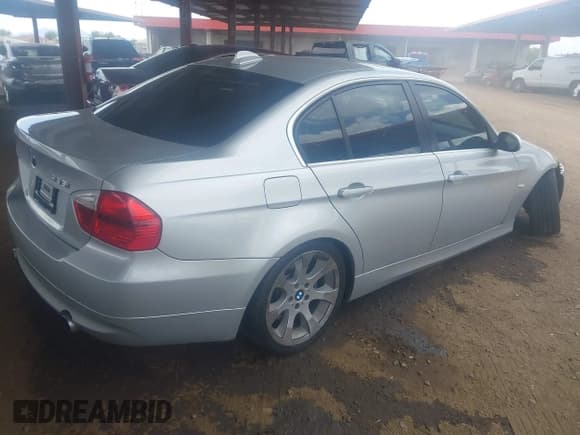 ✅ 2008 BMW 3 Series 335i • VIN: WBAVB73588VH25201 • Lot: 42225439. Listed on IAAI with 152,788 mi. Free auction sales archive from the USA and detailed vehicle history report at DreamBid. Image 4.