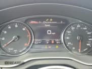 ✅ 2023 Audi Q5 Premium • VIN: WA1ABAFYXP2001196 • Lot: 67592205. Wystawiony na Copart z przebiegiem 23 141 mil. Bezpłatny archiwum sprzedaży aukcyjnych z USA i szczegółowy raport historii pojazdu na DreamBid. Zdjęcie 9.