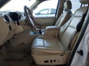 ✅ 2006 Ford Explorer Eddie Bauer • VIN: 1FMEU74E06UB26378 • Lot: 47530335. Wystawiony na Copart z przebiegiem 254 352 mil. Bezpłatny archiwum sprzedaży aukcyjnych z USA i szczegółowy raport historii pojazdu na DreamBid. Zdjęcie 7.