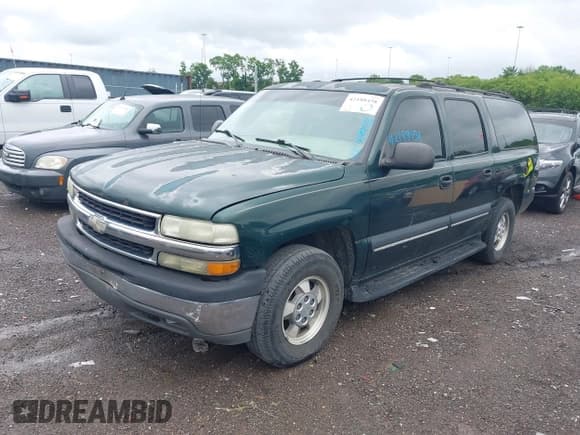 ✅ 2002 Chevrolet Suburban LT • VIN: 1GNEC16ZX2J248205 • Лот: 42188458. Опубликован ранее на IAAI с пробегом 343 846 миль. Бесплатный доступ к архиву аукционных продаж из США и подробный отчёт об истории автомобиля на DreamBid. Изображение 2.