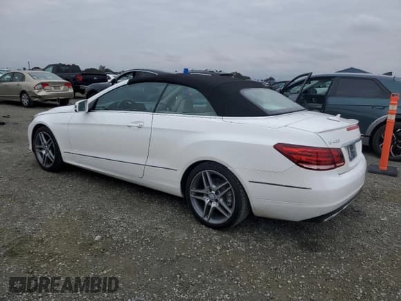 ✅ 2015 Mercedes-Benz E 400 • VIN: WDDKK6FF5FF302123 • Lot: 93325915. Listed on Copart with 53,836 mi. Free auction sales archive from the USA and detailed vehicle history report at DreamBid. Image 2.