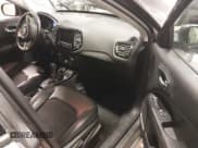 ✅ 2018 Jeep Compass Latitude • VIN: 3C4NJDBB2JT402261 • Lot: 43663748. Listed on IAAI with 124,976 mi. Free auction sales archive from the USA and detailed vehicle history report at DreamBid. Image 5.