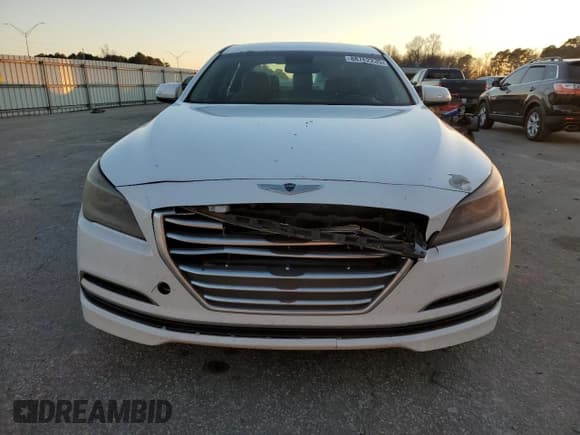 ✅ 2015 Hyundai Genesis 3.8L • VIN: KMHGN4JE3FU015798 • Lot: 88762235. Wystawiony na Copart z przebiegiem 215 811 mil. Bezpłatny archiwum sprzedaży aukcyjnych z USA i szczegółowy raport historii pojazdu na DreamBid. Zdjęcie 5.