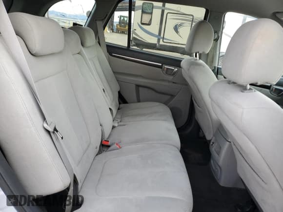 ✅ 2009 Hyundai Santa Fe GLS • VIN: 5NMSG73D69H275686 • Lot: 79052464. Listed on Copart with 120,173 mi. Free auction sales archive from the USA and detailed vehicle history report at DreamBid. Image 11.