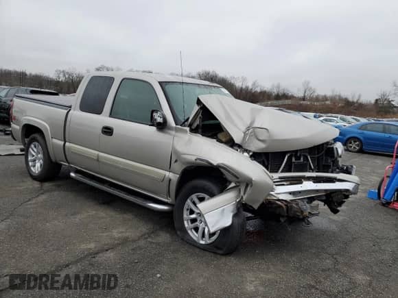 2006 Chevrolet Silverado 1500 LT2 с VIN 1GCEK19T66Z108551, выставлен на аукционе Copart как лот 84057344 с пробегом 206 130 миль миль и Списание • Salvage title. История ставок и продаж доступна на DreamBid. Изображение 4.