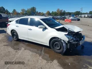 ✅ 2014 Nissan Altima SV • VIN: 1N4AL3AP3EC270747 • Lot: 43449634. Listed on IAAI with 187,183 mi. Free auction sales archive from the USA and detailed vehicle history report at DreamBid. Image 1.