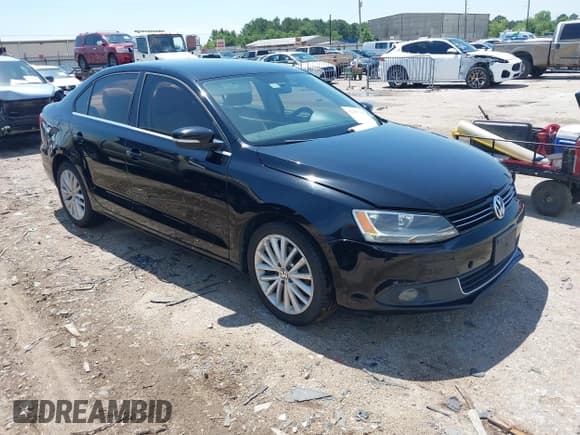 ✅ 2011 Volkswagen Jetta SEL • VIN: 3VWLX7AJ0BM325091 • Lot: 42357339. Listed on IAAI with 285,561 mi. Free auction sales archive from the USA and detailed vehicle history report at DreamBid. Image 1.