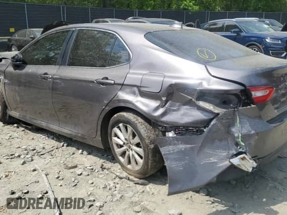 2019 Toyota Camry LE с VIN 4T1B11HK2KU159868, выставлен на аукционе Copart как лот 55486655 с пробегом 145 698 миль миль и Списание • Salvage title. История ставок и продаж доступна на DreamBid. Изображение 2.