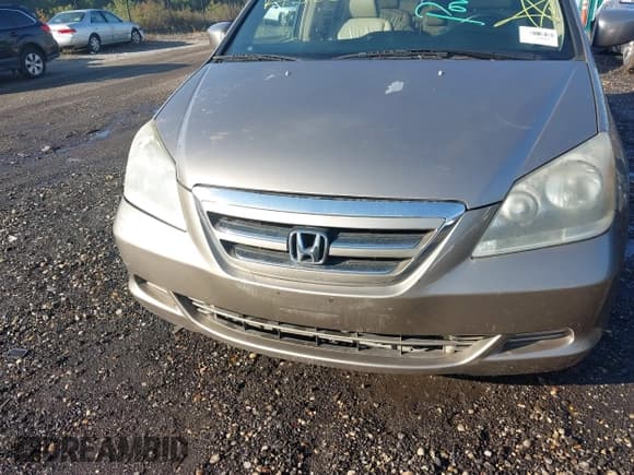 ✅ 2006 Honda Odyssey EX-L • VIN: 5FNRL386X6B409125 • Lot: 43513745. Listed on IAAI with Not provided. Free auction sales archive from the USA and detailed vehicle history report at DreamBid. Image 6.