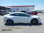 2025 Toyota Prius SE с VIN JTDACACU5S3041872, выставлен на аукционе IAAI как лот 42746943 с пробегом 6 615 миль миль и . История ставок и продаж доступна на DreamBid. Изображение 14.