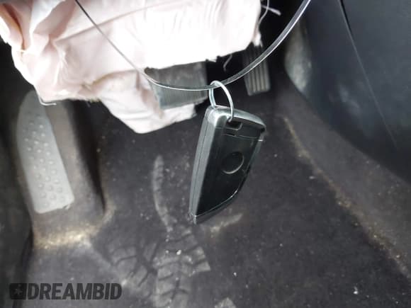 ✅ 2016 Jeep Cherokee Limited • VIN: 1C4PJLDB9GW257500 • Lot: 43272898. Wystawiony na IAAI z przebiegiem 98 917 mil. Bezpłatny archiwum sprzedaży aukcyjnych z USA i szczegółowy raport historii pojazdu na DreamBid. Zdjęcie 11.