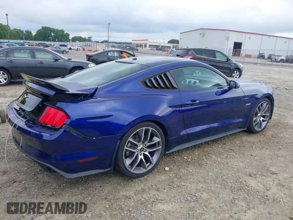 ✅ 2015 Ford Mustang EcoBoost • VIN: 1FA6P8TH4F5434204 • Lot: 42491806. Wystawiony na IAAI z przebiegiem 85 479 mil. Bezpłatny archiwum sprzedaży aukcyjnych z USA i szczegółowy raport historii pojazdu na DreamBid. Zdjęcie 4.