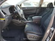 ✅ 2016 Hyundai Tucson Limited • VIN: KM8J33A2XGU038797 • Лот: 82130705. Опубликован ранее на Copart с пробегом 126 840 миль. Бесплатный доступ к архиву аукционных продаж из США и подробный отчёт об истории автомобиля на DreamBid. Изображение 7.