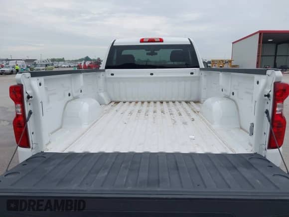 2020 Chevrolet Silverado 1500 Work Truck с VIN 3GCNYAEF7LG198822, выставлен на аукционе IAAI как лот 42357134 с пробегом 61 223 миль миль и . История ставок и продаж доступна на DreamBid. Изображение 18.