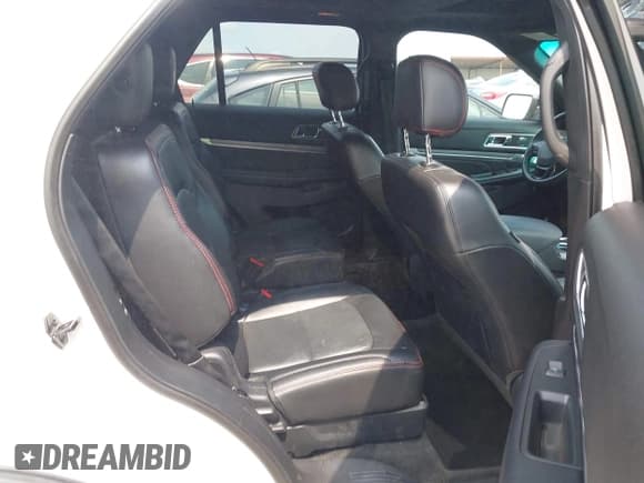 ✅ 2017 Ford Explorer Sport • VIN: 1FM5K8GT5HGA12559 • Lot: 42417361. Wystawiony na IAAI z przebiegiem 100 644 mil. Bezpłatny archiwum sprzedaży aukcyjnych z USA i szczegółowy raport historii pojazdu na DreamBid. Zdjęcie 8.