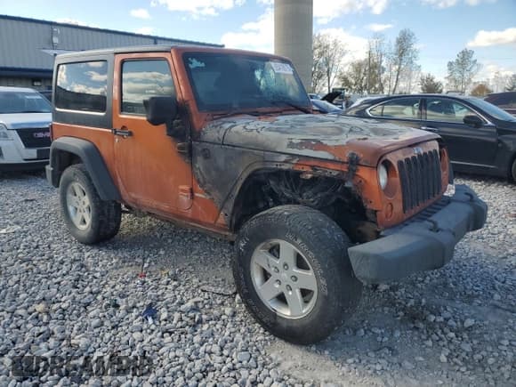 ✅ 2011 Jeep Wrangler Sport • VIN: 1J4AA2D17BL629072 • Лот: 85418675. Опубликован ранее на Copart с пробегом Не указан. Бесплатный доступ к архиву аукционных продаж из США и подробный отчёт об истории автомобиля на DreamBid. Изображение 4.
