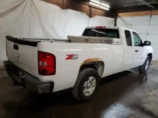 2012 Chevrolet Silverado 1500 LT with VIN 1GCRKSE01CZ289640, listed as a Copart auction lot 85356995 with 233,570 mi miles and Clean title. Bid and sale history available at DreamBid. Image 3.