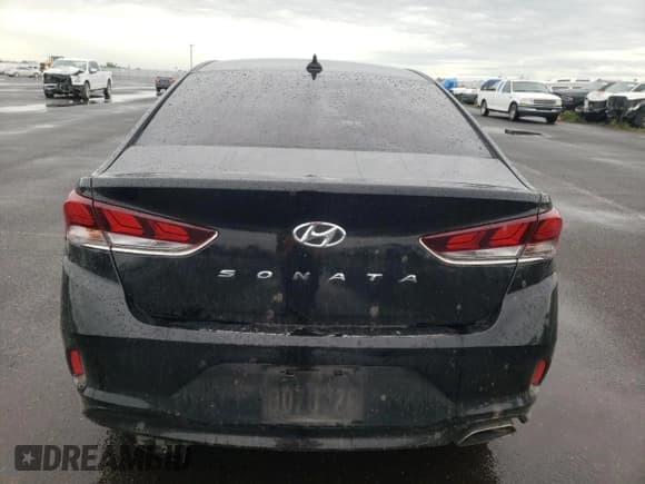 ✅ 2018 Hyundai Sonata Limited • VIN: 5NPE34AF1JH605723 • Лот: 47531973. Опубликован ранее на Copart с пробегом 58 858 миль. Бесплатный доступ к архиву аукционных продаж из США и подробный отчёт об истории автомобиля на DreamBid. Изображение 6.