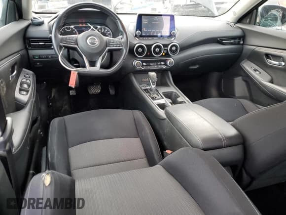 ✅ 2020 Nissan Sentra SV • VIN: 3N1AB8CV5LY212166 • Lot: 92214035. Wystawiony na Copart z przebiegiem 39 473 mil. Bezpłatny archiwum sprzedaży aukcyjnych z USA i szczegółowy raport historii pojazdu na DreamBid. Zdjęcie 8.