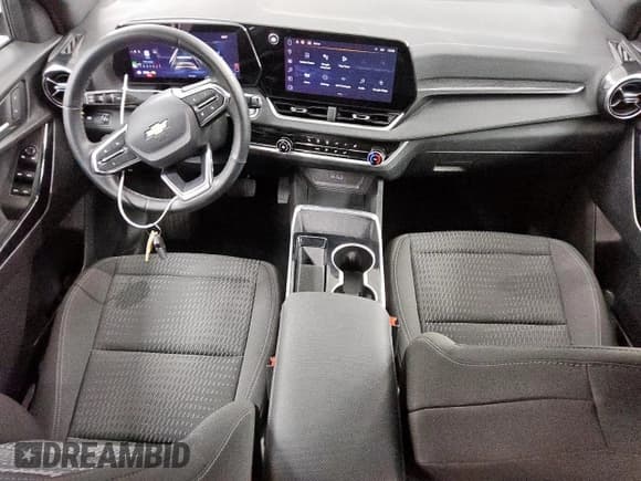 ✅ 2025 Chevrolet Equinox FWD LT • VIN: 3GNAXHEG0SL205707 • Lot: 80929665. Wystawiony na Copart z przebiegiem Nie podano. Bezpłatny archiwum sprzedaży aukcyjnych z USA i szczegółowy raport historii pojazdu na DreamBid. Zdjęcie 8.